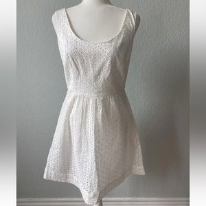 Vineyard Vines Eyelet Dress Size 6 White Cotton Lined